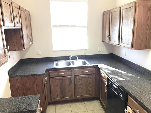 4th image of 225 Aston Grande Dr