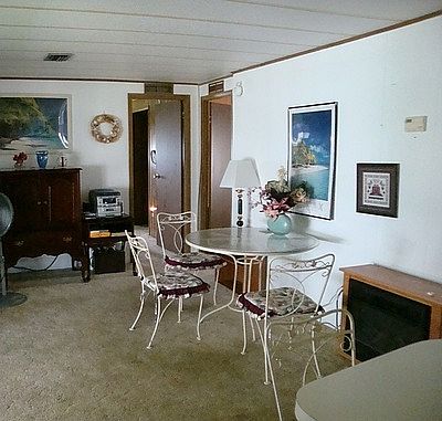 3rd image of 693 Mahogany Dr