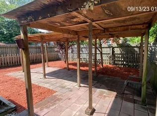 921 7th St #921, Laurel, MD 20707