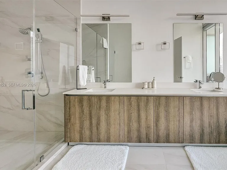 17550 Collins Ave #Penthouse 2 — Photo 19
