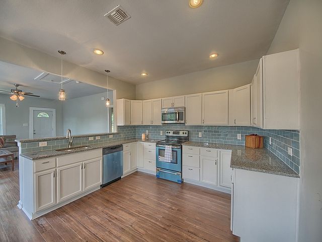 1st image of 1044 Fulton Ave