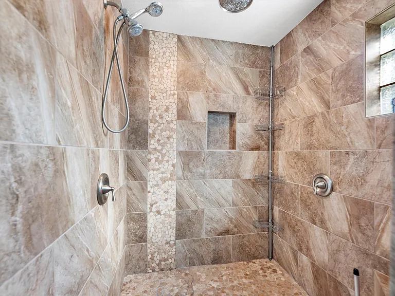 12539 Honeywood Trl — Photo 19