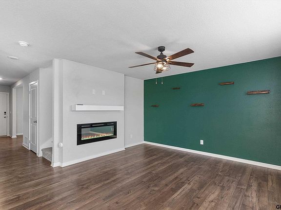 4th image of 11610 S 191st Ave