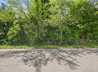 514 Locust St, Howard City, MI