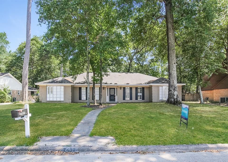 1st image of 2402 Pine Terrace Dr