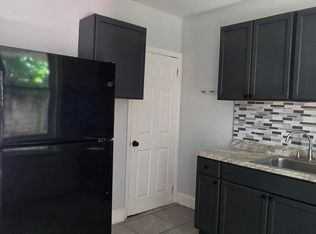 1906 Waterloo St, Philadelphia, PA 19122