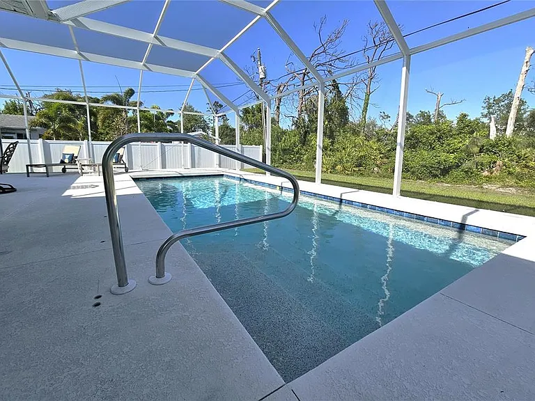 7436 Michael St — Photo 32