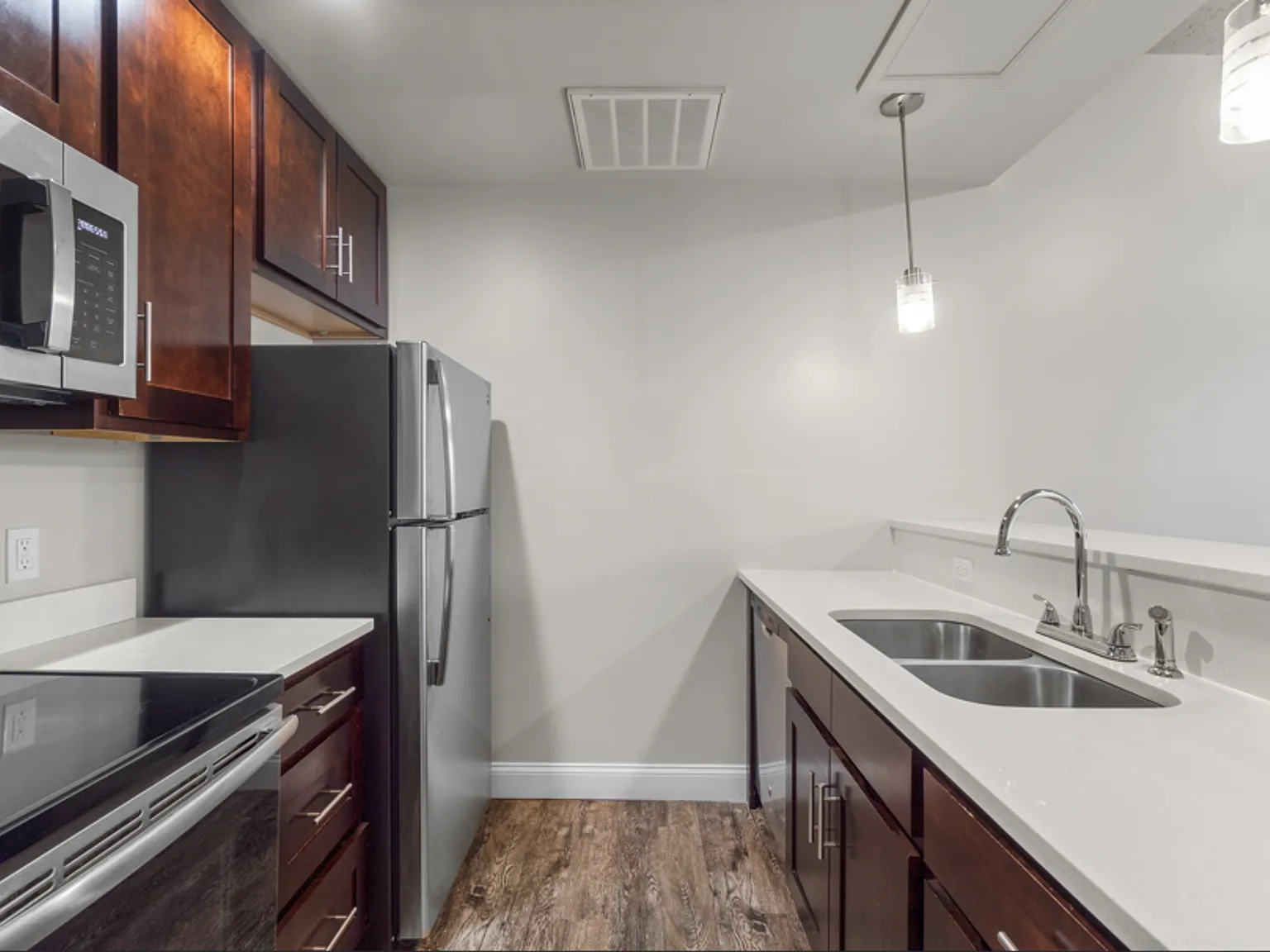Two32 Apartments — Photo 2