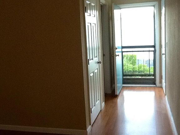 2nd image of 1624 Hollenbeck Ave #21