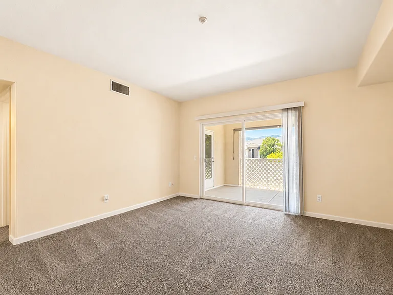 44784 Adam Ln — Photo 8