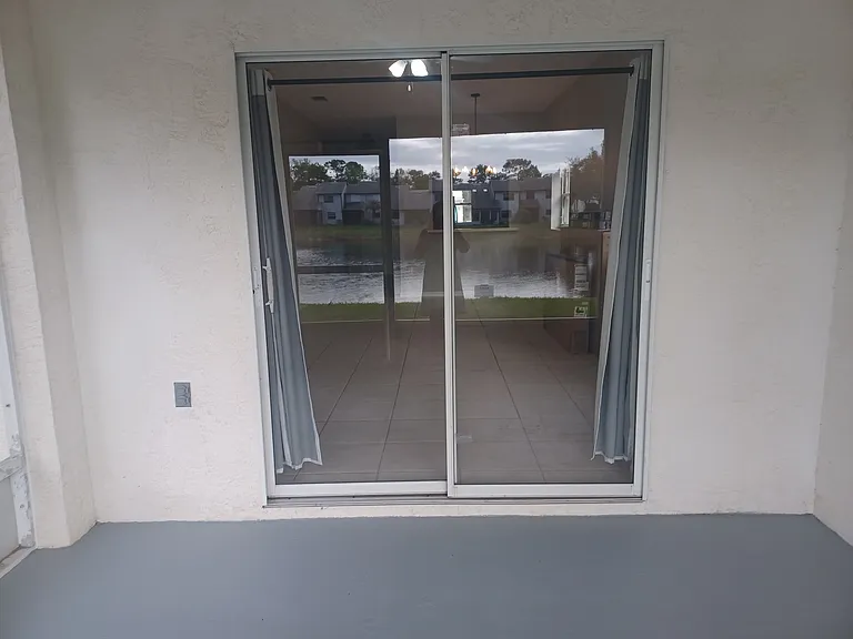 Screened In Porch w/Lake View From Outside