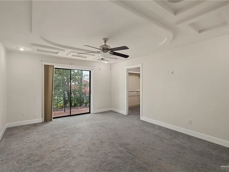 110 E Shasta Ave — Photo 12