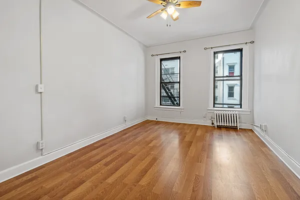 Rented by Avi Nash Associates | media 8