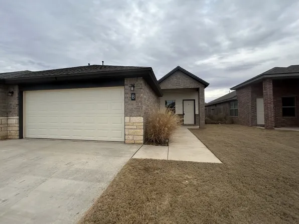 5511 121st St #B, Lubbock, TX 79424