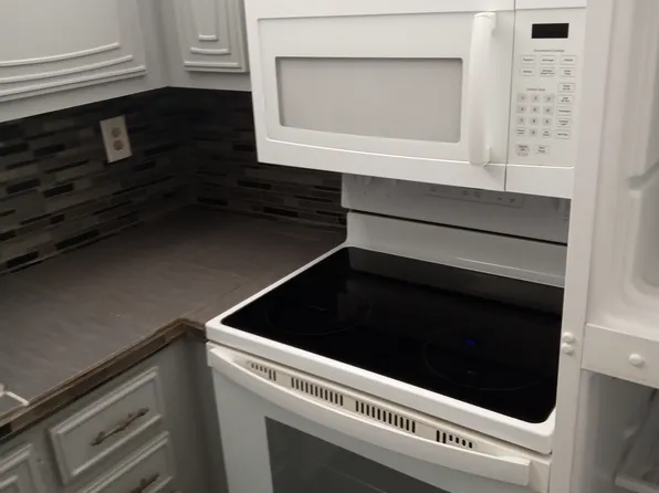 2841 Somerset Dr APT 207, Lauderdale Lakes, FL 33311