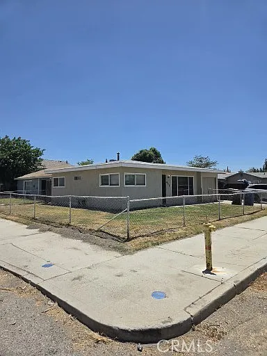 427 Sepulveda Ave — Photo 3
