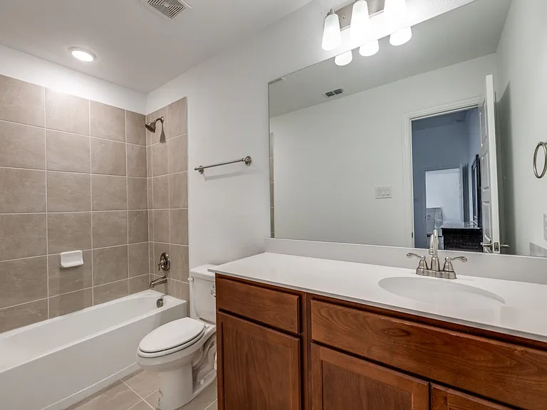1701 Rain Lily St — Photo 22