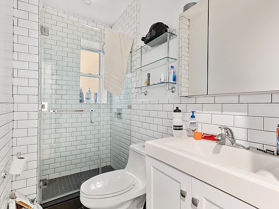 3rd image of 9 Christopher St APT 1