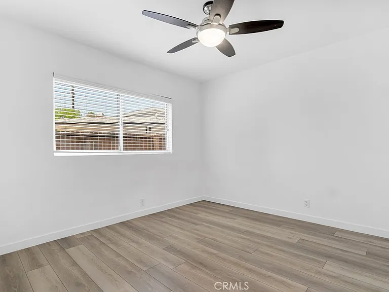 6650 Jumilla Ave — Photo 21