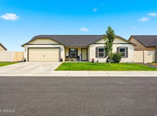 511 Lacoursiere St, Moxee, WA 98936