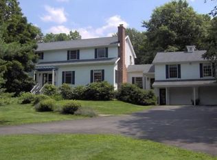 40 Cronks Rd, Wallkill, NY 12589