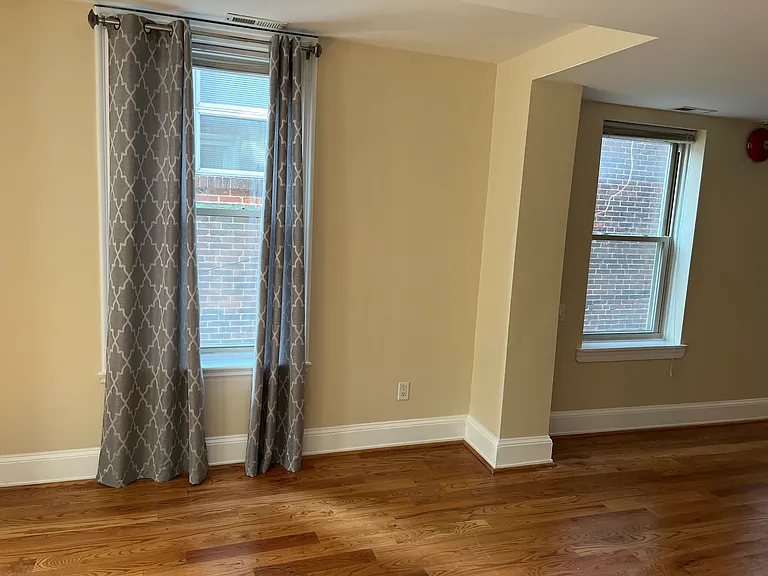 1706 Green St #2R — Photo 27