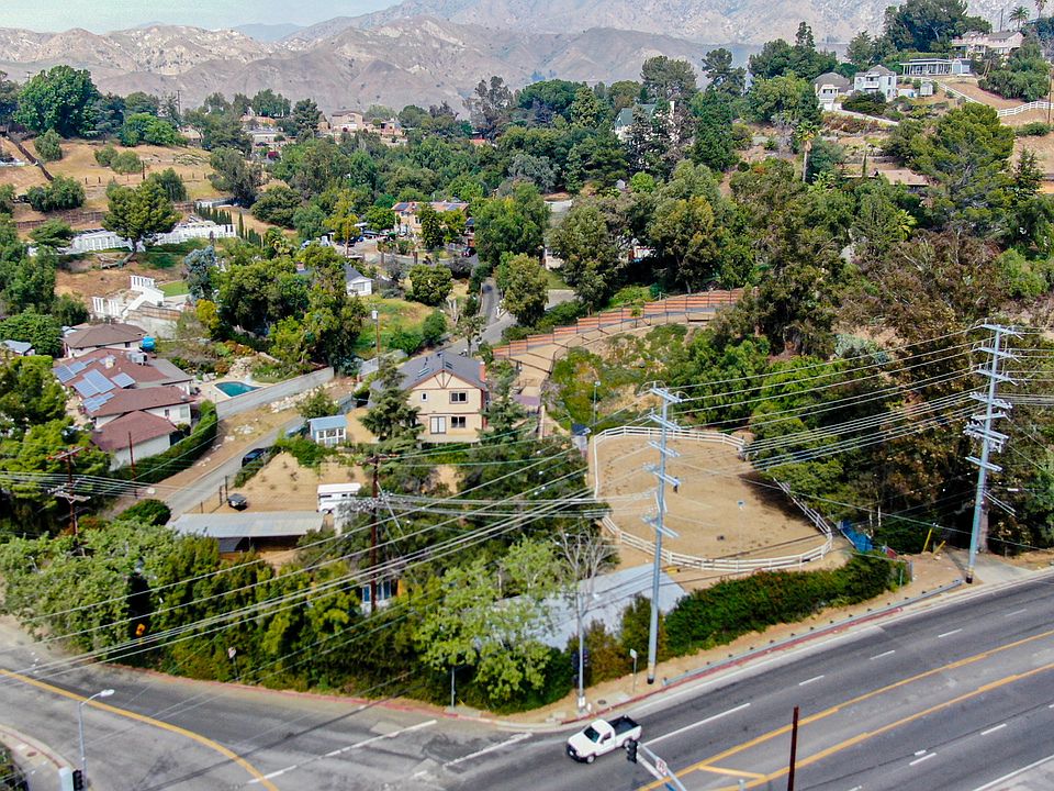 1st image of 10165 N Sunland Blvd