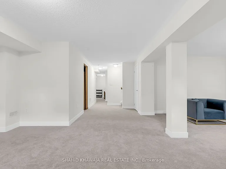 641 Leatherleaf Lndg — Photo 37