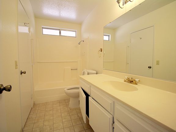 5th image of 14136 Whispering Sands Dr