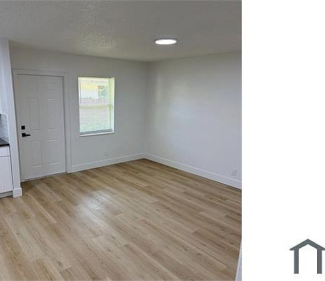 3rd image of 334 Avondale Dr APT 1