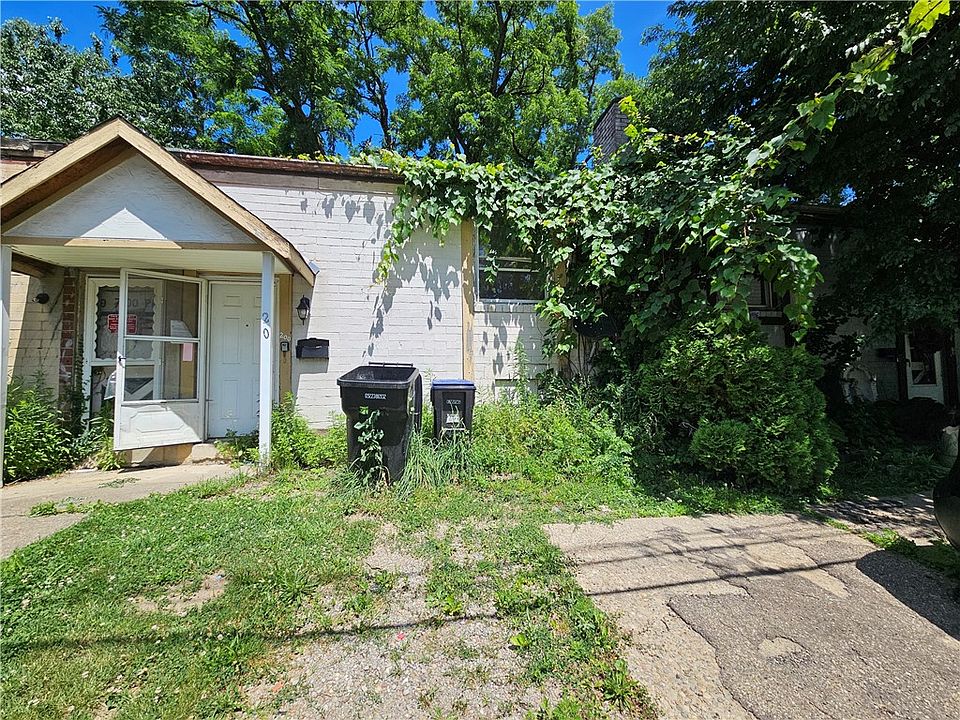 1st image of 200 Juniper Dr