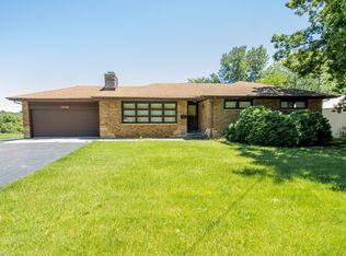 15809 Hendricks St, Lowell, IN 46356