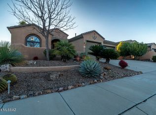 2229 W Escondido Canyon Dr, Green Valley, AZ 85622
