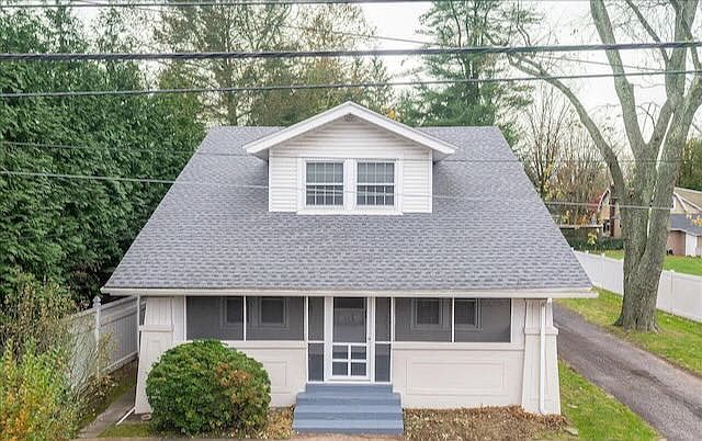 1st image of 206 Washington Rd