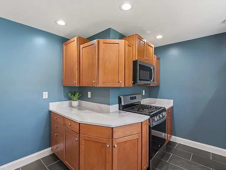 2050 Byron Dr — Photo 15