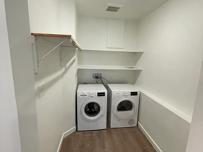 609 N Water St #104 — Photo 8