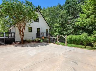 160 Chestnut Mountain Rd, Travelers Rest, SC 29690