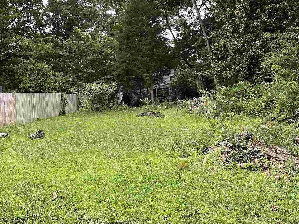 1st image of 3283 N Whitney Ave
