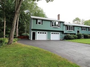 527 Old Town Way, Hanover, MA 02339