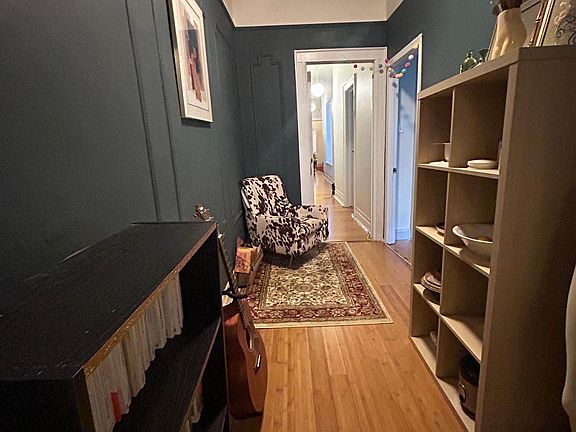 2nd image of 308 Saint Johns Pl #3L
