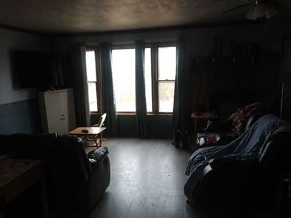 5th image of 25679 Song Dr