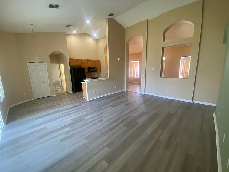 1239 Dunbrooke St — Photo 20