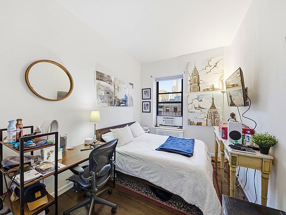 3rd image of 514 3rd Ave APT 7