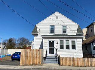 10 Providence St, Chicopee, MA 01020