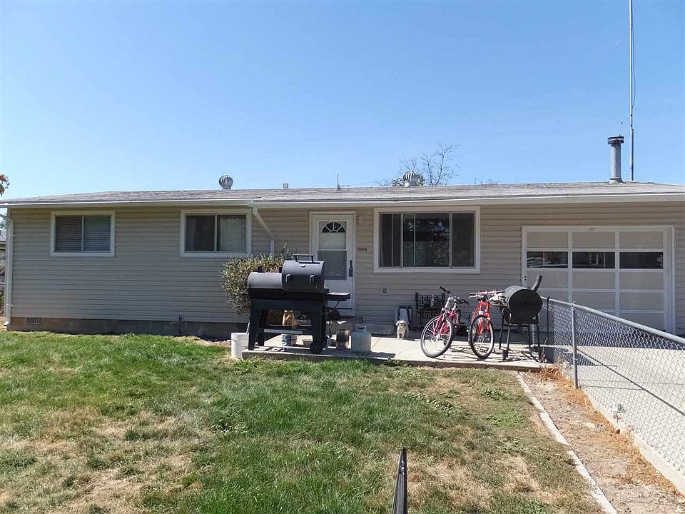 1st image of 213 Erickson Ave