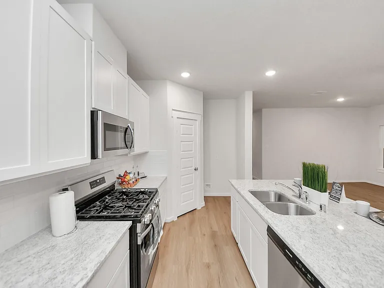 4632 Spoon Bill Cove Dr — Photo 17