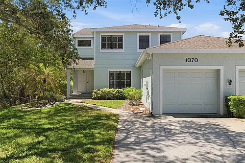1070 Sanabel Ct NE Photo 1