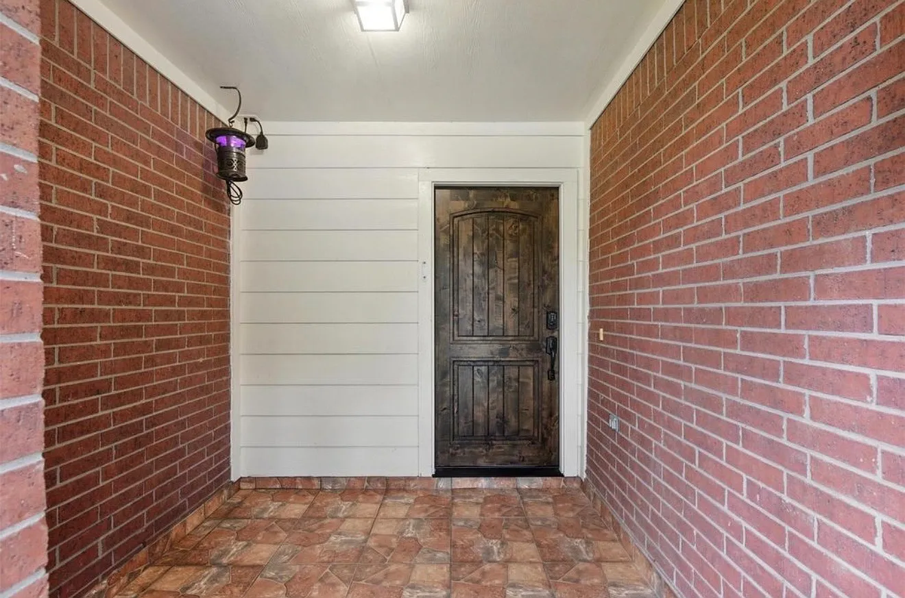 3 bed, 1667 sqft, $1,950 — Photo 3