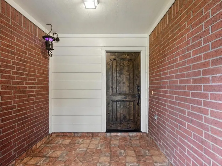 4127 Great Forest Ct — Photo 3