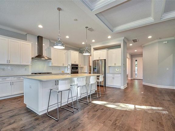 2nd image of 2803 Ballast Point Blvd